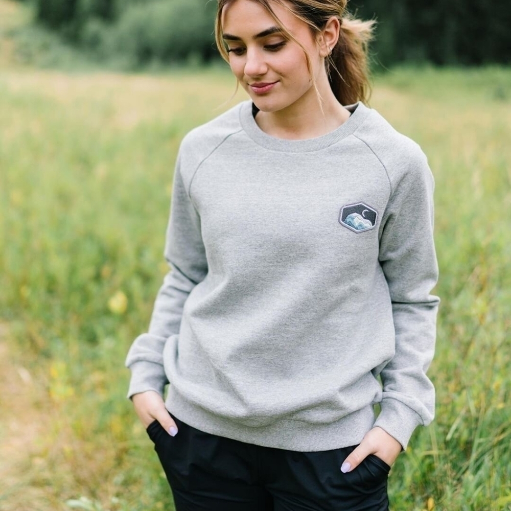 Zyia active gray embroidered sweatshirt